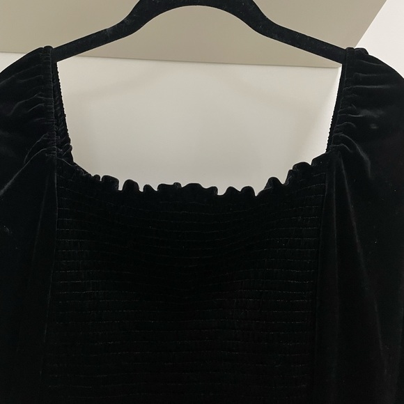 R.Vivimos Velvet Long Sleeve Crop Blouse - NWT! - Picture 7 of 7